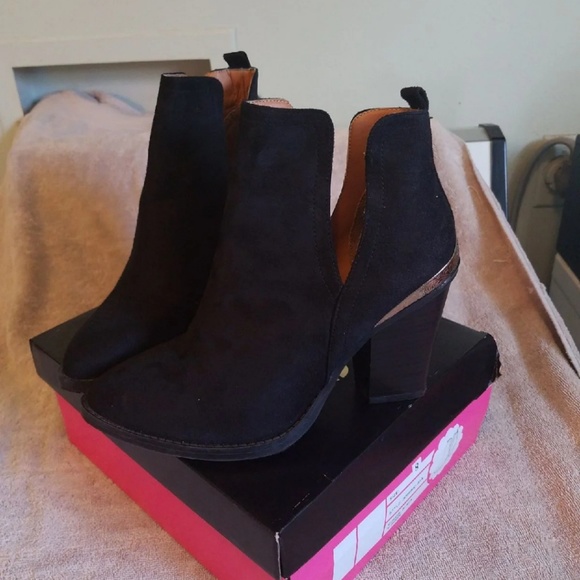 Charlotte Russe ankle boots sz 8 - Picture 2 of 6